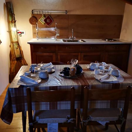فيلا Agriturismo Magnarosa بارجي الغرفة الصورة